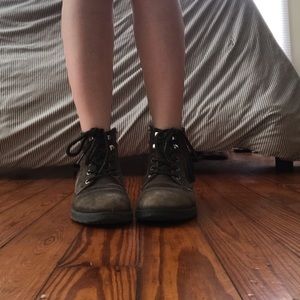 Steve Madden Olive Green Boots